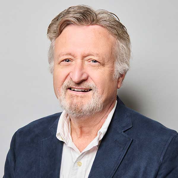 Steve Bracken